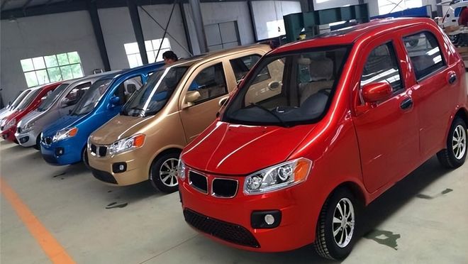 最新款老年代步車圖片，交通工具的革新與爭議熱議焦點
